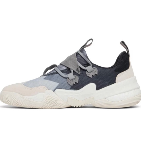 Tre Young 1 NIB - Picture 4 of 5